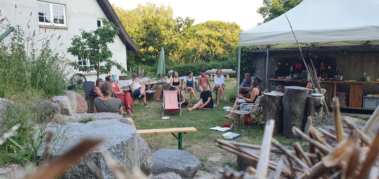 Apartment Vera, Naehe Binz In Traumhafter Alleinlage, 4-8 P. Zirkow Esterno foto